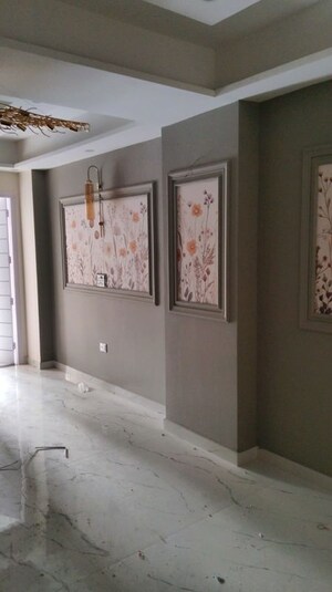 Room in 2 BHK Builder Floor at Doon Vihar – for Sale