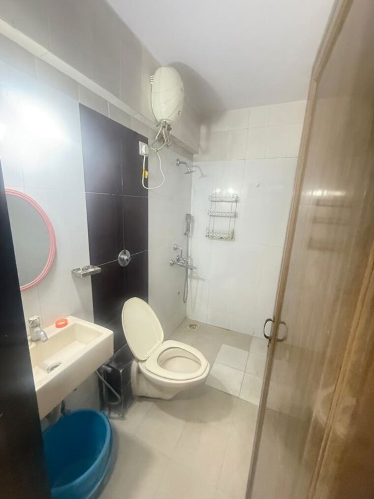 Bathroom, vihang-valley-phase-2 1 Bedroom 585 Sq.Ft. Apartment In Kasarvadavali Thane 10613104