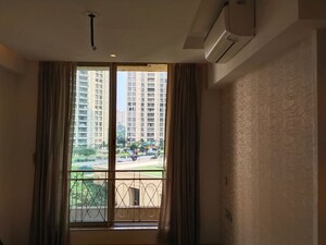 Room in 1 BHK Apartment at One Hiranandani Park, Ghodbunder Road – for Sale