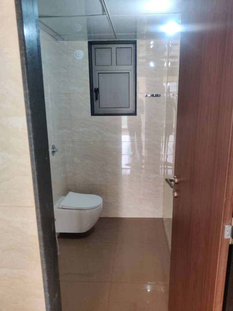 Bathroom, kumar-kruti 2 Bedroom 1080 Sq.Ft. Apartment In Kalyani Nagar Pune 10613129