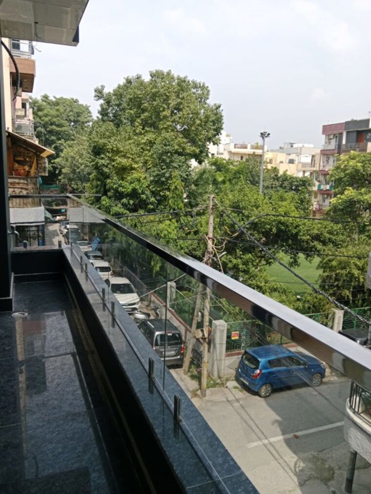 Balcony, janakpuri 3 Bedroom 950 Sq.Ft. Builder Floor In Janakpuri Delhi 10613139