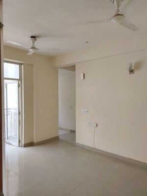 2 BHK Apartment For Rent in Shree Vardhman Mantra, Sector 67