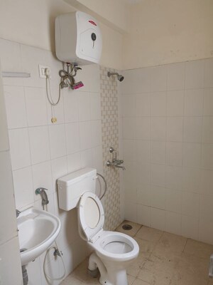 Bathroom in 2 BHK Apartment at Shree Vardhman Mantra, Sector 67 – for Rent