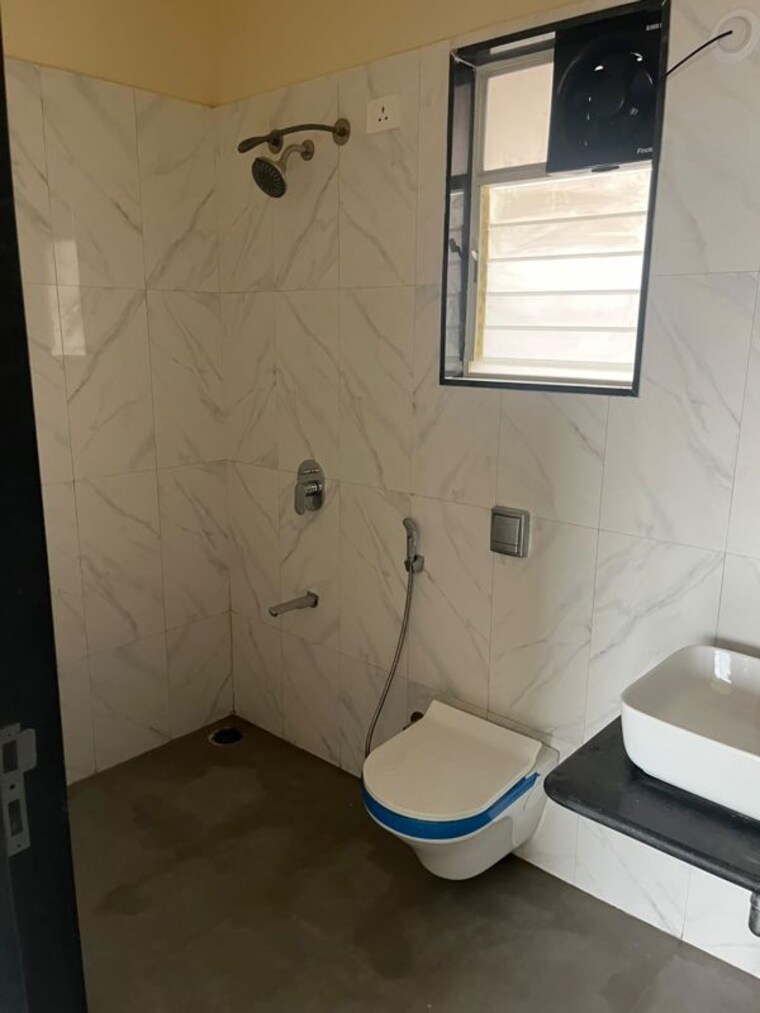Bathroom, nyati-era 3 Bedroom 1500 Sq.Ft. Apartment In Dhanori Pune 10613134