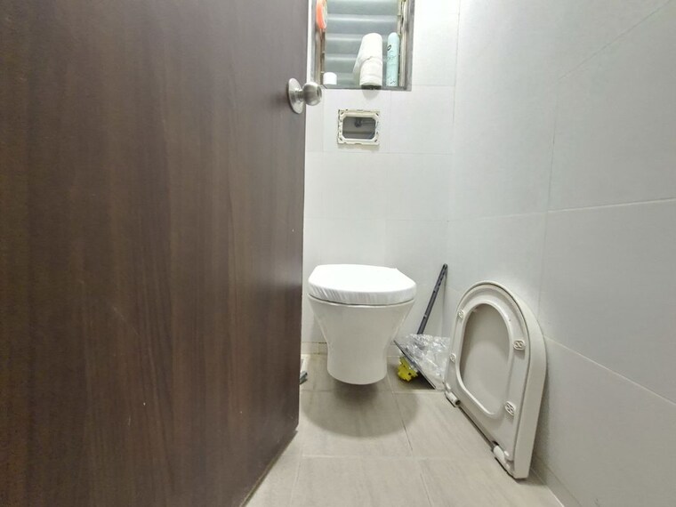 Bathroom, lodha-casa-royale 1 Bedroom 450 Sq.Ft. Apartment In Balkum Pada Thane 10613146