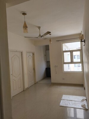 Room in 2 BHK Apartment at Shree Vardhman Mantra, Sector 67 – for Rent