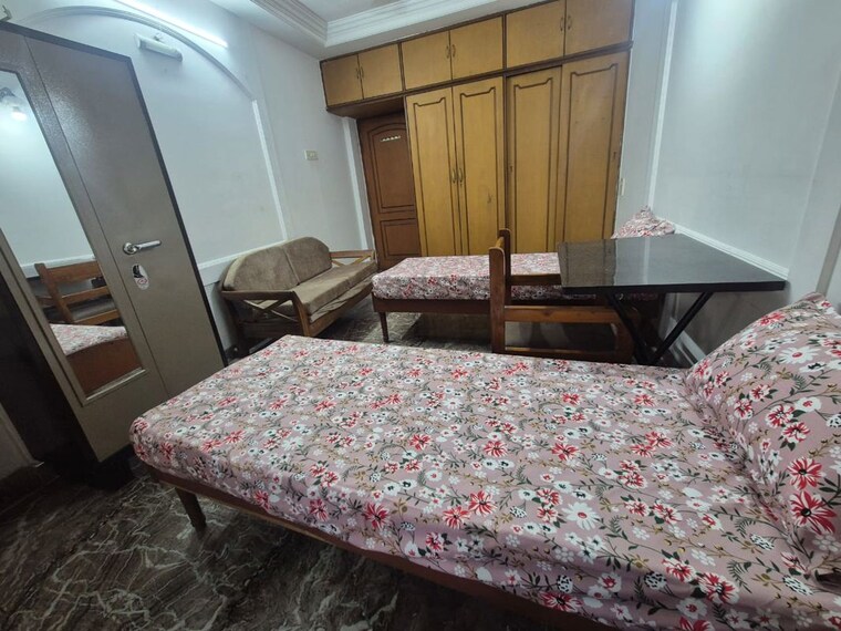Bedroom, jogeshwari west Pg For Boys & Girls In Jogeshwari West 10613166