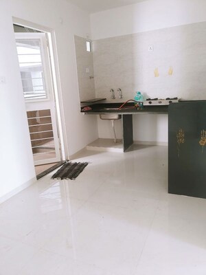 Room in 3 BHK Apartment at Suyog Padmavati Hills, Bavdhan – for Rent