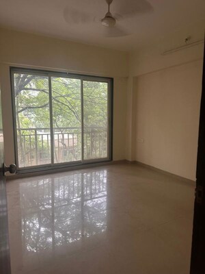 Room in 3 BHK Apartment at Sanjona Abhilash Annex, Chembur – for Rent