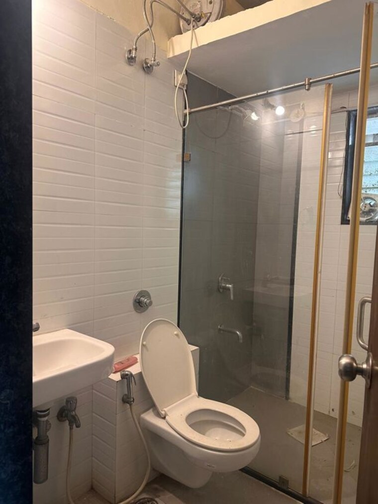 Bathroom, sanjona-abhilash-annex 3 Bedroom 1455 Sq.Ft. Apartment In Chembur Mumbai 10613188