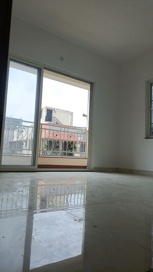Room in 2 BHK Apartment at New Town Action Area ii – for Sale