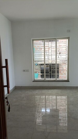 Room in 2 BHK Apartment at New Town Action Area ii – for Sale