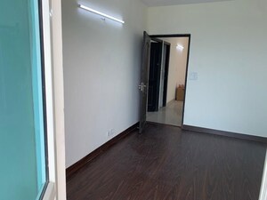 Room in 3 BHK Apartment at MCC Signature Heights, Raj Nagar Extension – for Rent