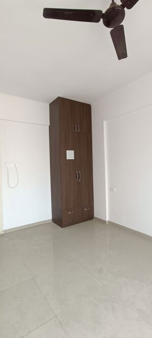 Room in 2 BHK Apartment at Kolte Patil Cilantro, Wagholi – for Rent