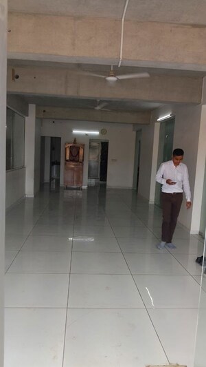  Showroom For Rent in Chandkheda