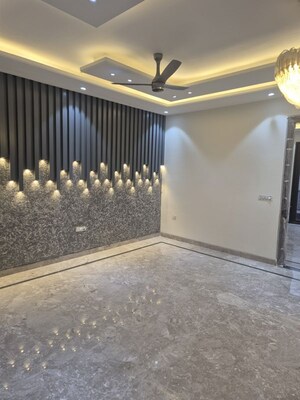 Balcony in 3 BHK Builder Floor at Sector 7 – for Rent