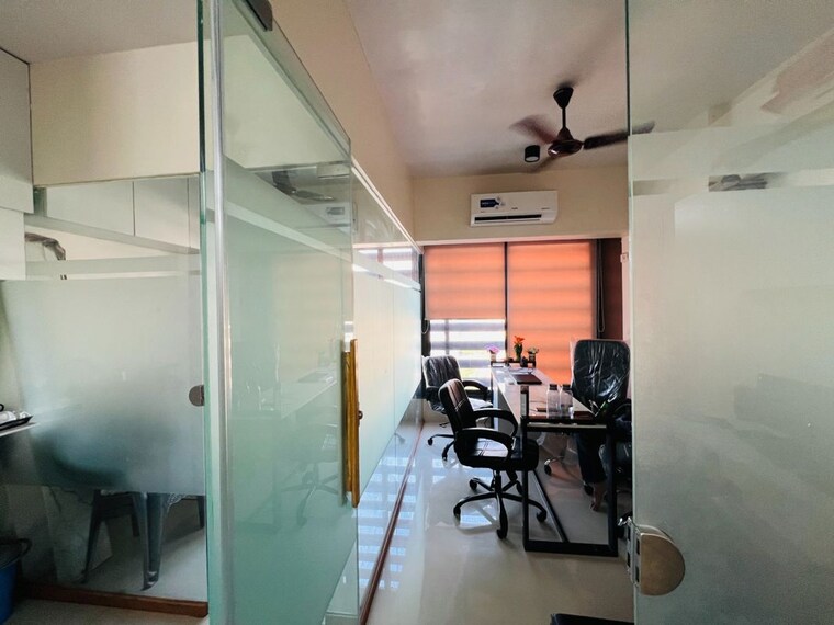 Team Area, dev-atelier Commercial Office Space 525 Sq.Ft. In Prahlad Nagar Ahmedabad 10612777