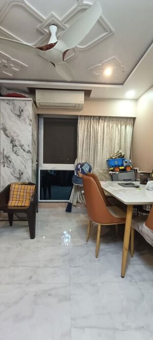 Team Area in 2 BHK Apartment at Crystal Plaza Santacruz, Santacruz East – for Rent