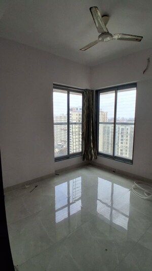 Bedroom in 2 BHK Apartment at Neelyog Virat, Malad East – for Rent