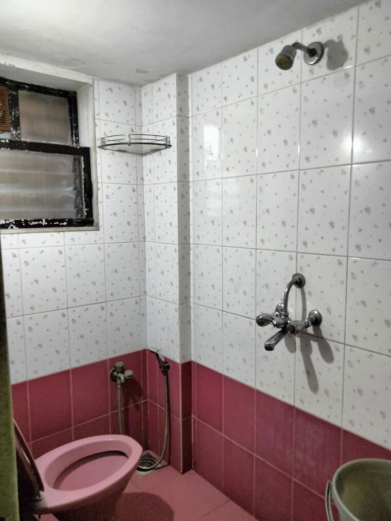 Bathroom, yogi-raj-chs 1 Bedroom 485 Sq.Ft. Apartment In Borivali West Mumbai 10613370