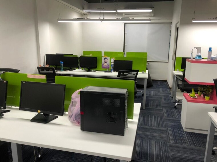 Team Area, indraprasth-corporate Commercial Office Space 1575 Sq.Ft. In Prahlad Nagar Ahmedabad 10595561