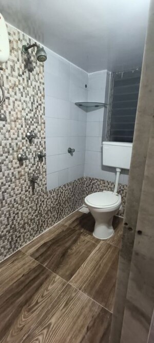 Bathroom in 1 BHK Apartment at Silver Avenue, Santacruz East – for Rent