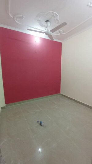 2 BHK Builder Floor For Rent in Sant Nagar
