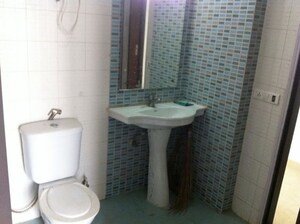 Bathroom in 2.5 BHK Apartment at Divine Meadows, Sector 108 – for Rent