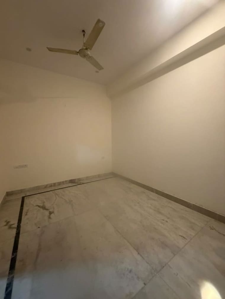 Room, sector 15 3 Bedroom 2100 Sq.Ft. Builder Floor In Sector 15 Gurgaon 10613688