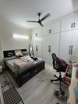 Team Area in 3 BHK Builder Floor at Chittaranjan Park – for Rent