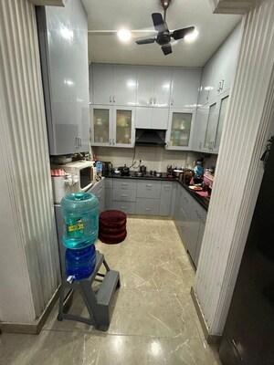 Team Area in 3 BHK Builder Floor at Chittaranjan Park – for Rent