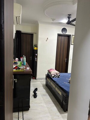 Bedroom in 3 BHK Builder Floor at Chittaranjan Park – for Rent