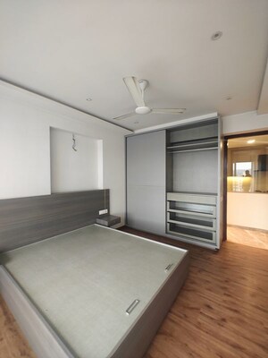 Room in 3 BHK Apartment at Shree Sawan The Signature, Nerul – for Rent