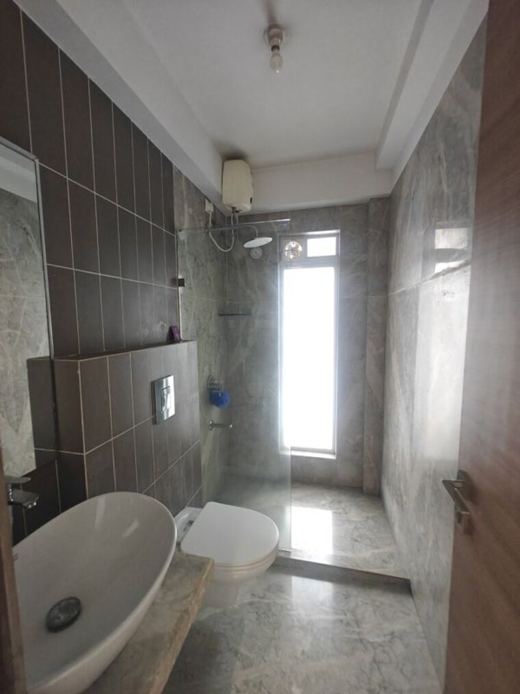 Bathroom, shree-sawan-the-signature 3 Bedroom 1800 Sq.Ft. Apartment In Nerul Navi Mumbai 10613717
