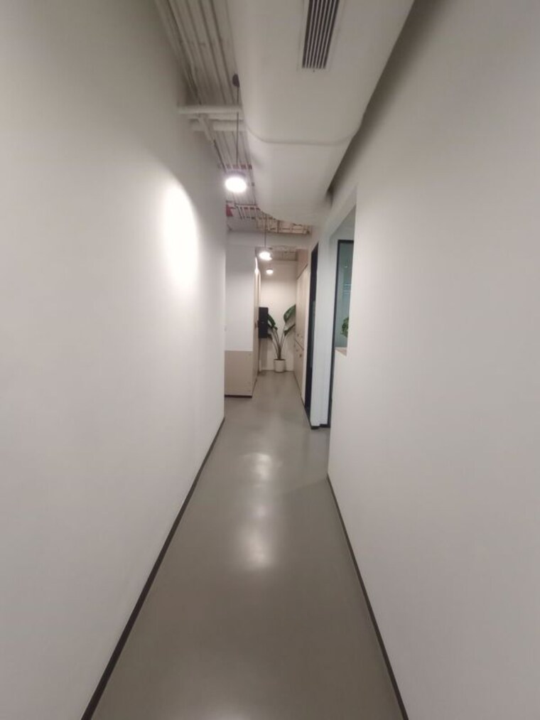 undefined, wadhwa-trade-centre Commercial Office Space 2233 Sq.Ft. In Santacruz East Mumbai 10613731