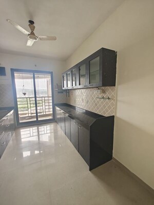 Room in 3 BHK Apartment at Tulsi Sagar, Nerul – for Rent