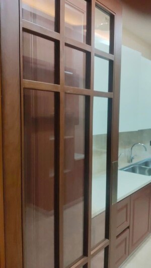 Room in 3 BHK Builder Floor at Panchsheel Enclave – for Rent