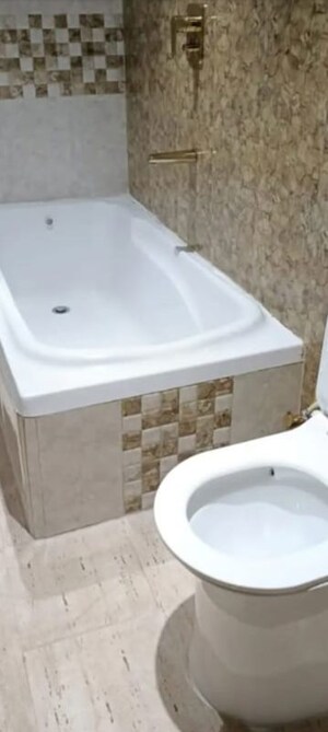 Bathroom in 2 BHK Apartment at Matunga – for Rent