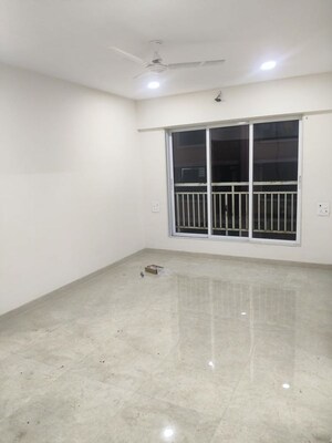 Room in 3 BHK Apartment at Marathon Monte South, Byculla West – for Rent