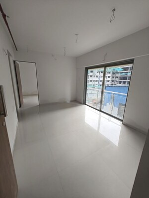 Room in 3 BHK Apartment at Marathon Monte South, Byculla West – for Rent
