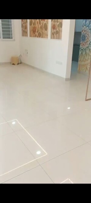 Room in 3 BHK Apartment at Aparna Zenon, Puppalaguda – for Rent
