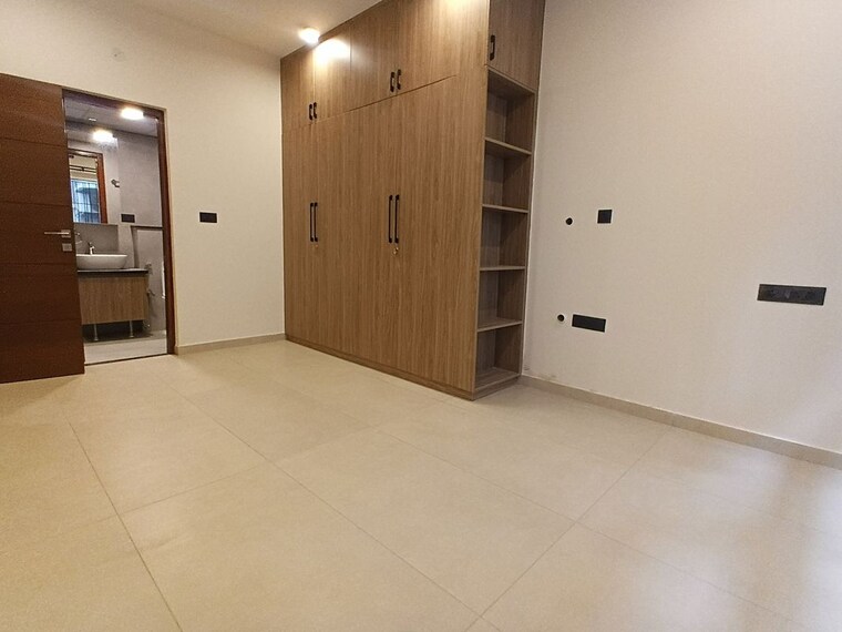 Room, ar-avenue 3 Bedroom 1950 Sq.Ft. Apartment In Indiranagar Bangalore 10613767