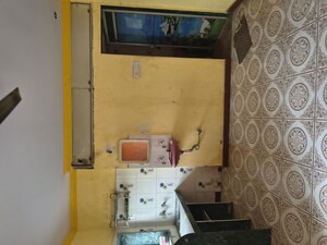 Room in 1 BHK Apartment at Kurla – for Rent