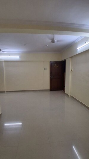 Room in 2 BHK Apartment at Dhruv Heights, Malad East – for Rent