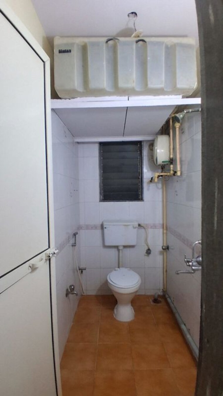 Bathroom, dhruv-heights 2 Bedroom 700 Sq.Ft. Apartment In Malad East Mumbai 10613795