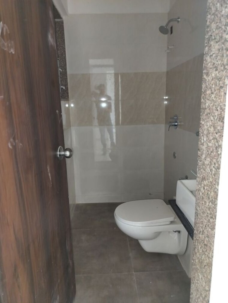 Bathroom, sushanku-avenue-36 1 Bedroom 420 Sq.Ft. Apartment In Goregaon West Mumbai 10613786