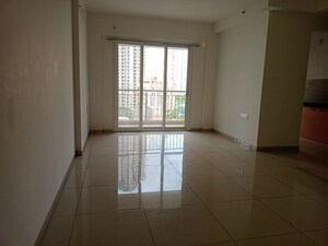 Room in 3 BHK Apartment at Godrej Emerald, Ghodbunder Road – for Rent