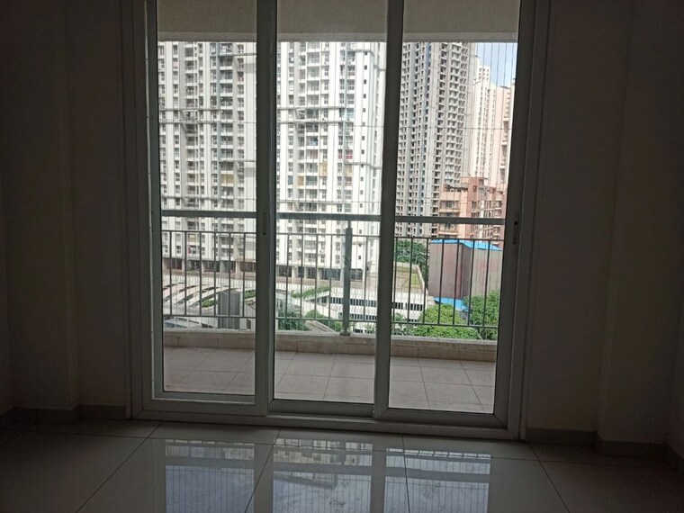 Room, godrej-emerald 3 Bedroom 1090 Sq.Ft. Apartment In Ghodbunder Road Thane 10613789