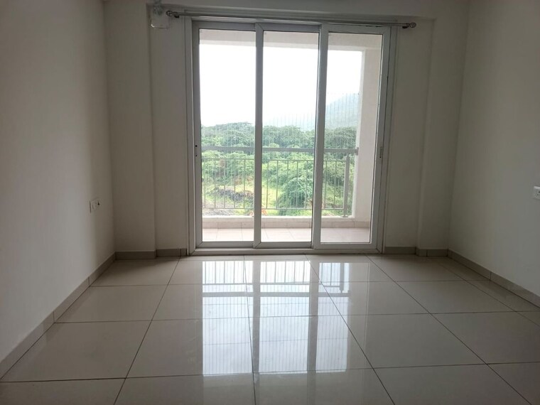 Room, godrej-emerald 3 Bedroom 1090 Sq.Ft. Apartment In Ghodbunder Road Thane 10613789