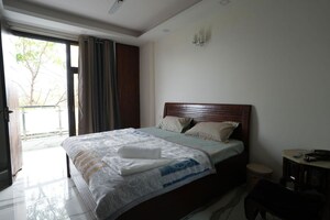 Bedroom in 3 BHK Builder Floor at Malviya Nagar – for Rent